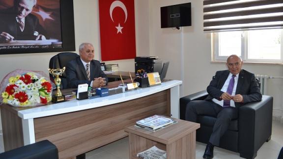 Süleymanpaşa Belediyesi Belediye Başkanı Sayın Ekrem EŞKİNAT Müdürlüğümüzü ziyaret etti.