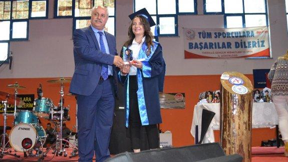 Özel Tekirdağ Anadolu Sağlık Meslek Lisesi ve Özel Tekirdağ Aydın Anadolu Lisesi tarafından "Mezuniyet Töreni"düzenlendi