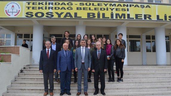 Süleymanpaşa Kaymakamı Sayın Arslan YURT, Tekirdağ Belediyesi Sosyal Bilimler Lisesini ziyaret etti