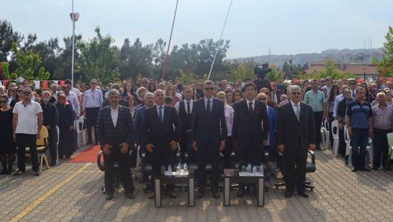 Ebru Nayim Fen Lisesinde Mezuniyet Töreni düzenlendi