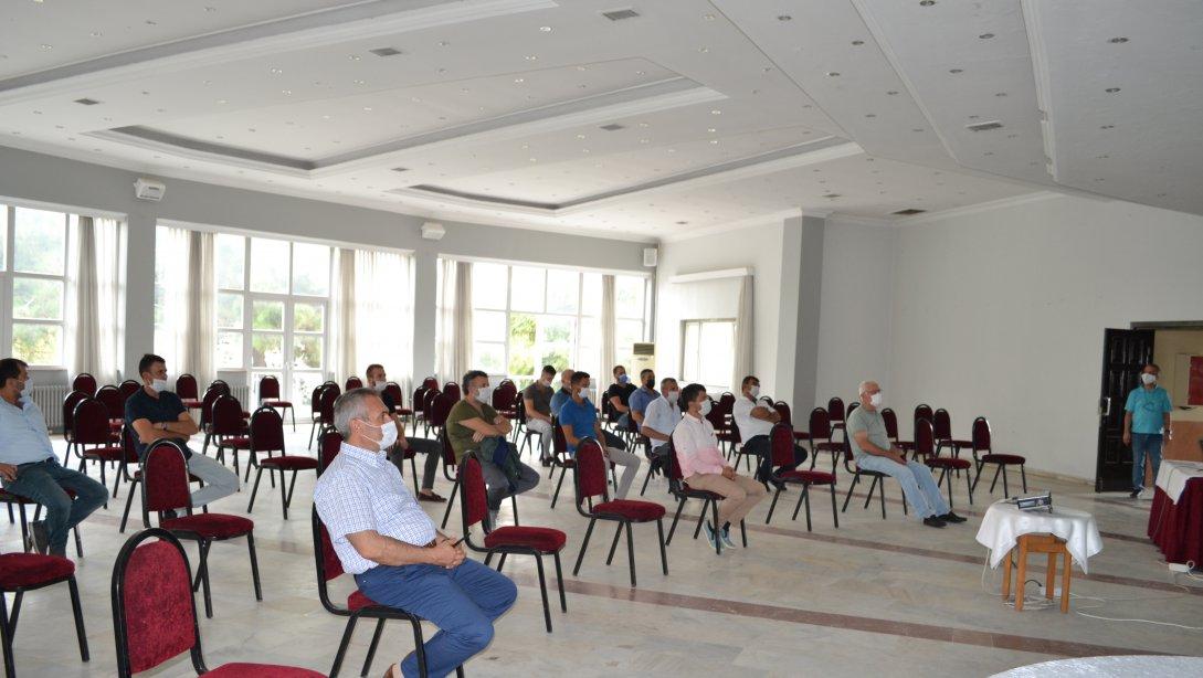18.09.2020 tarihinde Okul Servis Araçları Şoförlerine yönelik bilgilendirme toplantısı yapıldı