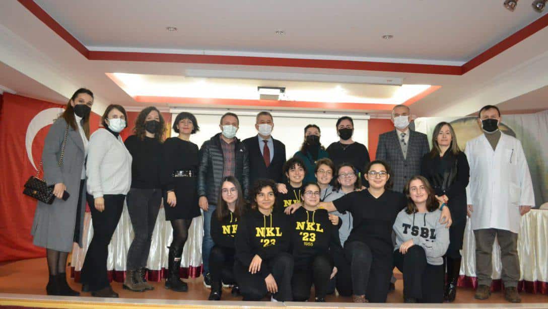 Liseler Arası Münazara Yarışmasında Tekirdağ Belediyesi Mehmet Serez Sosyal Bilimler Lisesi Birinci Oldu