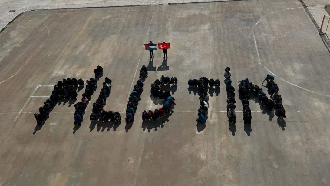 Okullarda Filistin'e Destek Etkinliği Düzenlendi